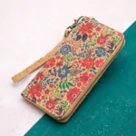 Портфейл от корк с нежни цветя - Image 3